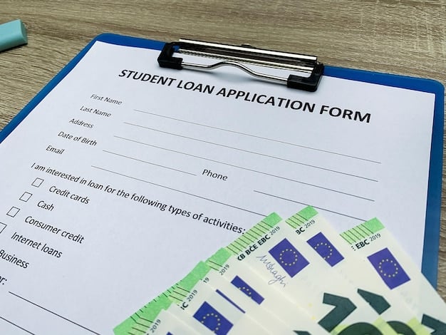 A detailed comparison table showing features of Federal Student Loans versus Private Student Loans, highlighting interest rates, repayment options, and eligibility criteria.