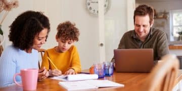 Estimate Your EFC for 2025: A US Guide to College Financial Aid - Cover Image