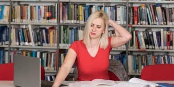 Grants vs Loans: A US Student's Guide to Financial Aid - Cover Image