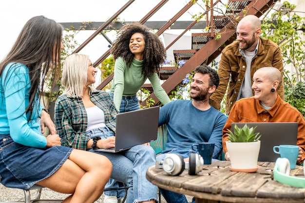 Digital Nomad Meetups US: Networking & Community 2025
